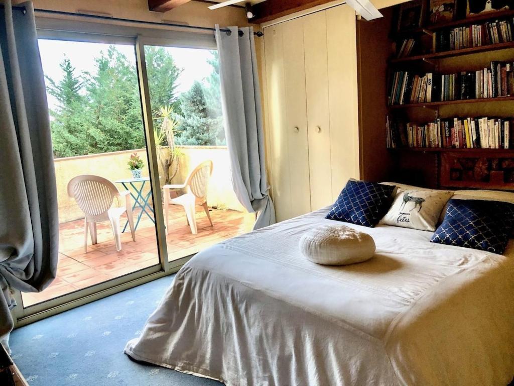Sérénity Chambre d'hôte au calme Des Maîtres Tibétains y ont sejourné 15 mn des plages Apartamento Mougins Exterior foto